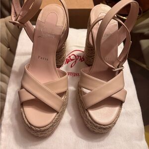 Christian Louboutin Women's beige calakala Leather